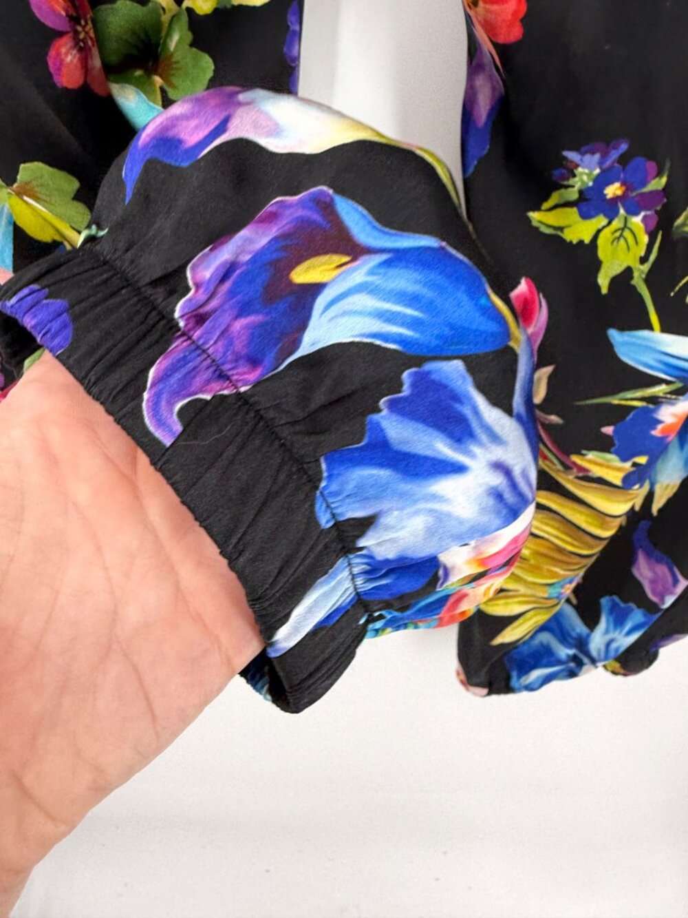 Johnny Was Silk Aruba Genvieve Jogger Pants Black Floral Tropical L - Picture 7 of 11